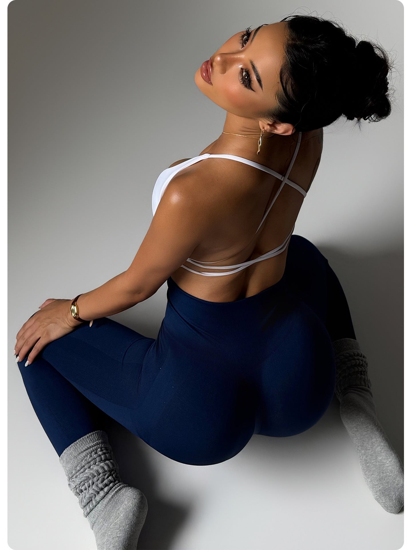 Women's Seamless High Waist Yoga Leggings – Quick-Drying Hollow Hip Lift