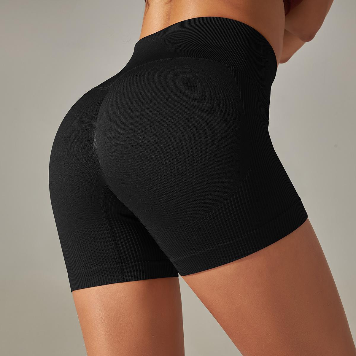 Seamless Stripe Peach Hip-Lift Yoga Shorts – Solid Color Fitness